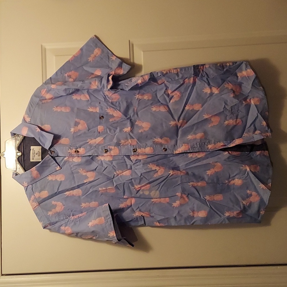 Men's Distortion Pineapple shirt